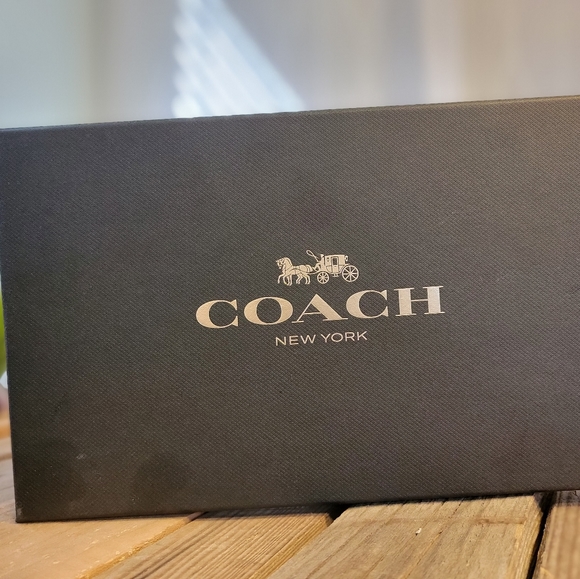 Coach Gold Star Glitter travel set - Picture 3 of 5